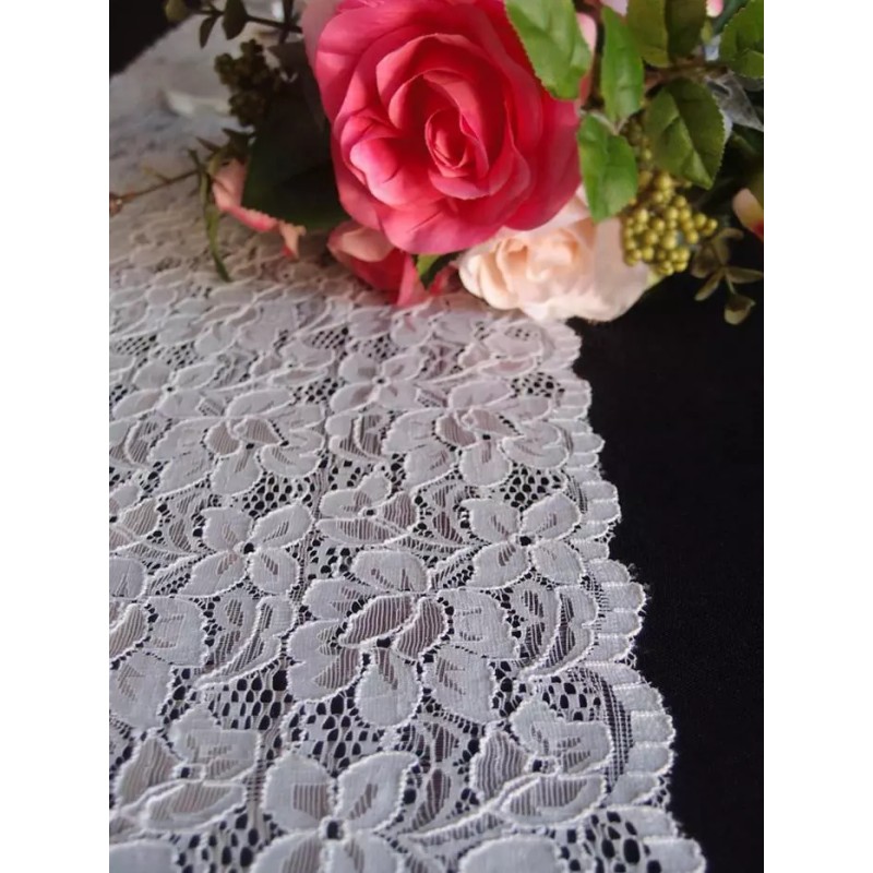 Quasimoon Vintage White Lace Style No.2 Table Runner (12 x