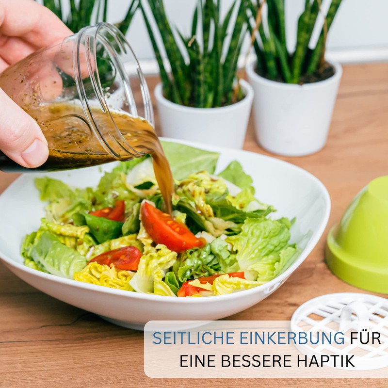 Westmark Plastic Dressing Shaker and Shaker Cup, 0,25 L