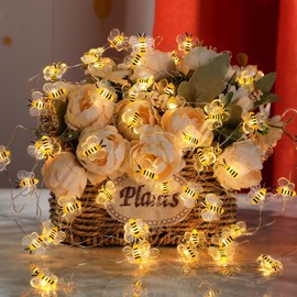 Solar Bee Light Decor, 120 In 30 LED Cute Bee String Lights Solar Powered, 10ft Bee Garden Fairy Lights, 8 Lighting Modes with 8-hour Timer for Weddings, Gifts, Plants, Balcony, Fence, Porch
