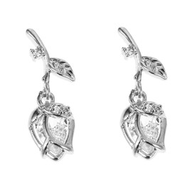 Baluue 2pcs Creative Nail Decoration Rose Design for Nail Art Delicate Accessories for Festive Occasions and Personal Use