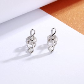 925 Sterling Silver Music Note Stud Earrings with Cubic Zirconia Asymmetry Musical Theme Jewelry for Women Girls Gifts for Music Lover, Plata de ley, circonita