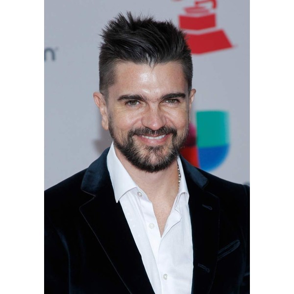 Posterazzi Poster Print Juanes 18Th Annual Latin Grammy Awards Show-Arrivals 3 MGM Grand Garden Arena Las Vegas Nv November 16 2017. Photo by JaEverett Collection Celebrity (8 x 10)
