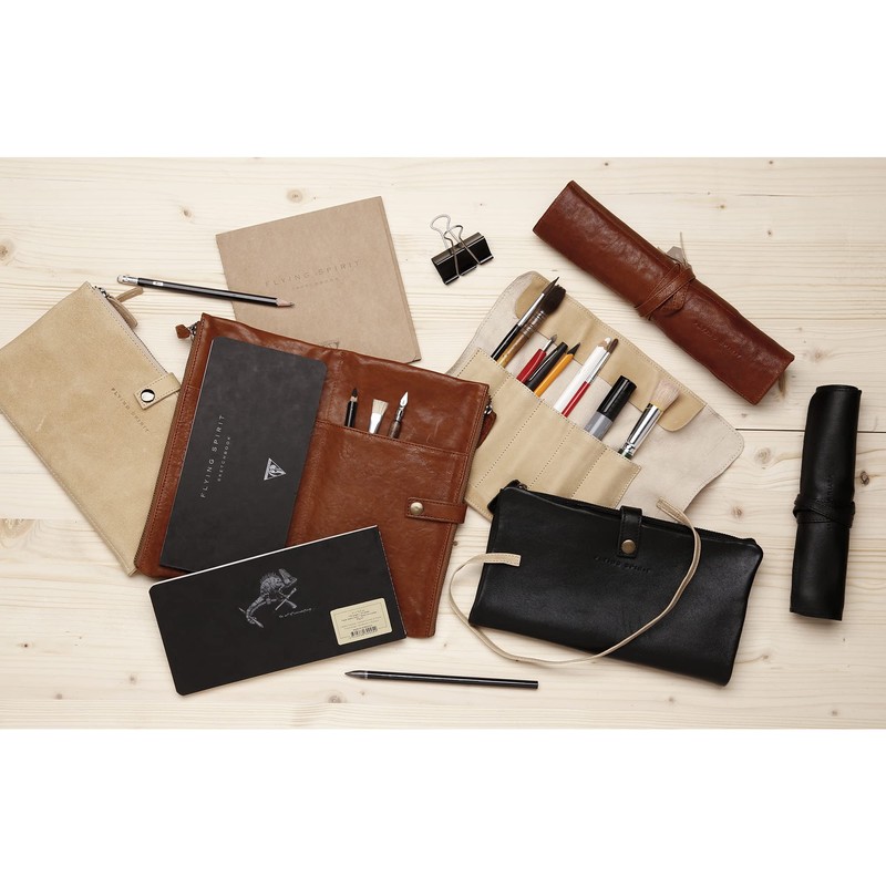 Clairefontaine Flying Spirit 930030C Lambskin Leather Round Pencil Case 32.7