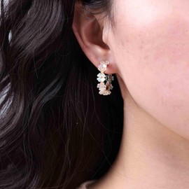 Atentuyi Boho Wedding Tiny Flower Hoop Earrings Bridal Floral Huggie Hoop Earrings Small Hoop Gold Earrings Vintage Flower Stud Earrings Jewellery for Women and Girls, Alloy Steel