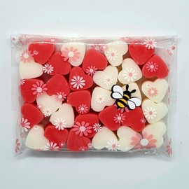 Waxys Luxury Strong scented Cherry Bakewell 55g Snap Bar with Ecosoy, natural mica and Vegan friendly