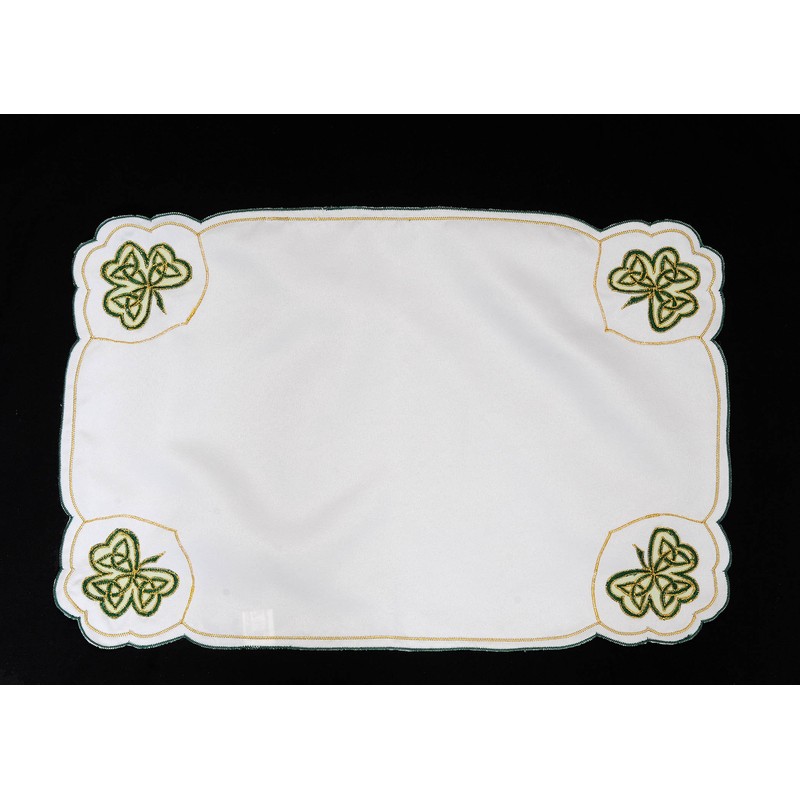 Celtic Glass Designs Placemat in a Shamrock Design.