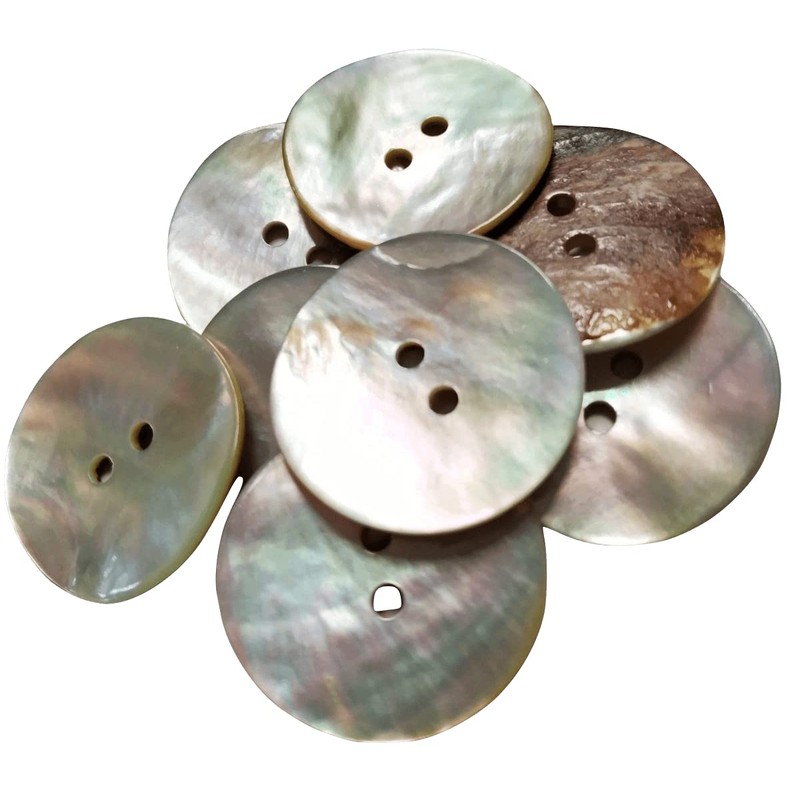 Akoya Natural Shell Buttons in Mother of Pearl Various Sizes
