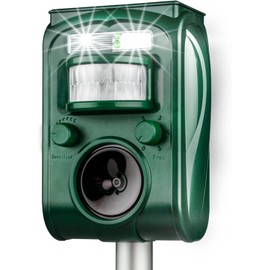 Ultrasonic Animal Repeller Outdoor Solar Animal Repellent with Motion Sensor Cat Repellent Outdoor Waterproof to Repel Dog Raccoon Fox Rabbit Deer Coyote Squirrel Skunk Repellent