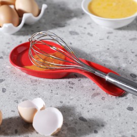 GDCZ Porcelain Spoon Rest - Large Spoon Holder Utensil Rest for Kitchen Counter Stove Top, Dishwasher Safe (Red)