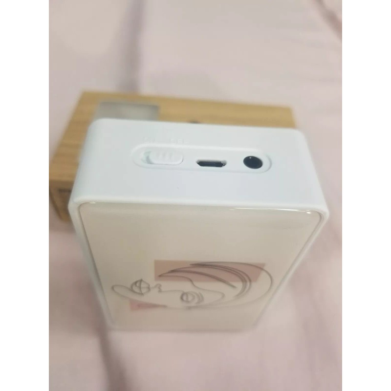 Origaudio Boxanne Abstract Women Print Wireless Speaker ORIGAUDIO