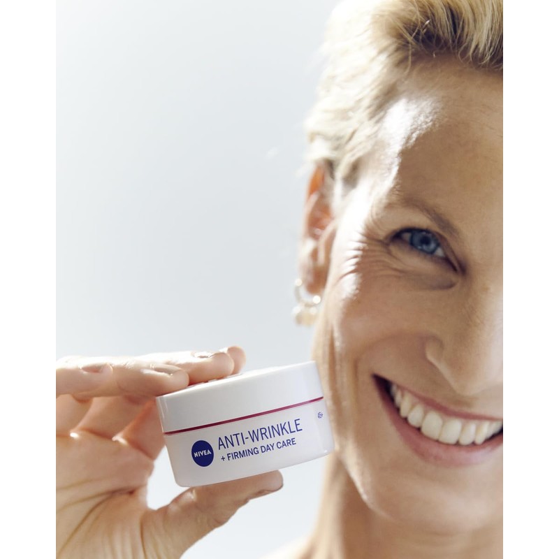NIVEA Anti-Wrinkle + Deceptive Day Cream SPF15 45+ 50 ml
