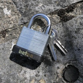 Baton Laminated Steel Padlock, 50mm, Shackle Diameter 8.7mm, Shackle Clearance 25mm. 787D-500