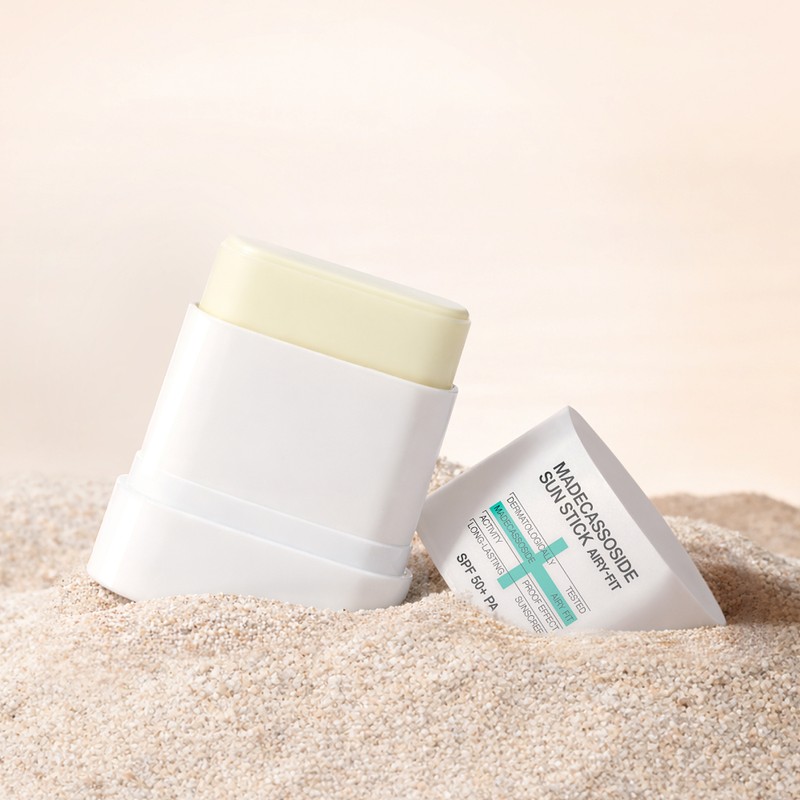 Mediheal Hyeonjong Yang Madecassoside Sun Stick Airy Fit 10g, 2