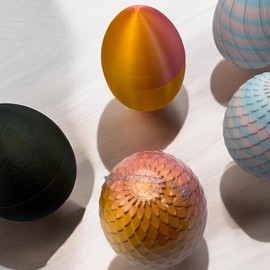 Mystery Egg Articulated Animals with 5 Assorted Animals Fidget Toy - Color: Silk Rose Gold