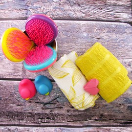 Michel Mercier The Girlie Detangle Brush - Painless Detangling Brush - Easy Grip Hair Brush Design - Thick and Curly Hair - Pink-Yellow - 1 pc