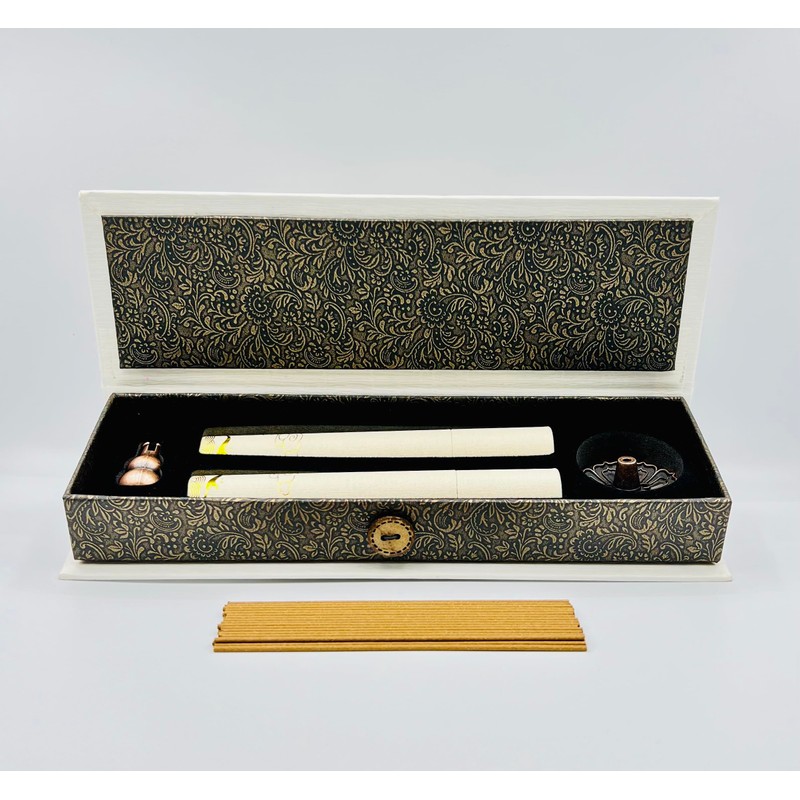 Fragrant Buddha Premium Hoi-An Agarwood Incense Sticks (Short) 10g with