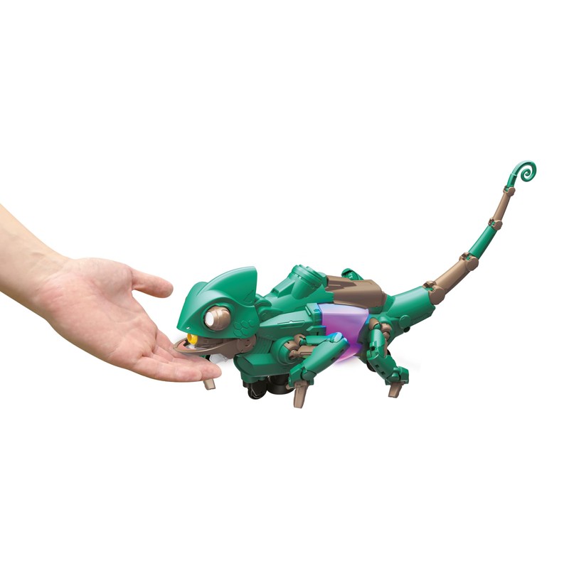 CONSTRUCT & CREATE 132 Piece DIY Electronic Colour Coding Chameleon