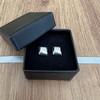 Agalea | Aretes tipo Broqueles diseño de Caudro de plata