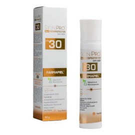 Protector Solar Color FPS 30 Skinpro Gel | Bloqueador Facial Mate para Piel Mixta y Grasa | Unifica Tono y Protege | Farmapiel