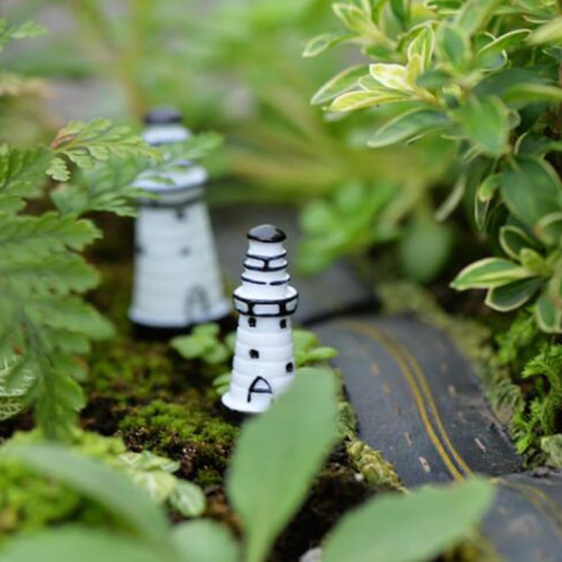 Mipcase 30 Pcs Mini Lighthouse Decor, Resin Lighthouse Outdoor Decor