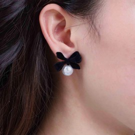Cybche Vintage Black Velvet Bow Earrings White Pearl Earrings Black Suede Bow Stud Earrings Thick Black Bowknot Pearl Earrings Wedding Pearl Bowknot Earrings Jewellery for Women, Zinc, No Gemstone