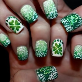 St Patrick's Day Press On Nails Short, 24Pcs St Patricks Day Glue On Nails, Saint Patricks Day Press On Nails, Green Press On Nails Short, Square Green Press On Nails