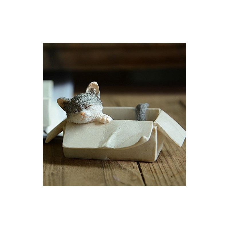 Gemmia Book Lover Figurine- Cat w/Books(Notice Size)