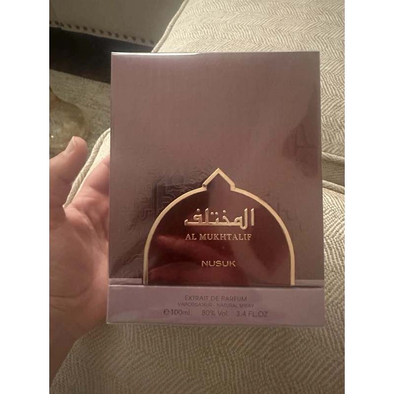 NUSUK AL MUKHTALIF EXTRAIT DE PARFUM SPRAY FOR WOMEN 3.4
