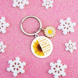 UYBEPU Inspirational Sunflower Keychain Inspirational Gifts for Women Thinking Of You Gifts for Friends Coworker Sunflower Gift for Women Encouragement Gift for Womens Birthday Keyring