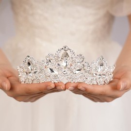 Wekicici Crystal Tiara Crowns Princess Rhinestone Crown with Combs Bridal Headbands Wedding Costume Prom Birthday Birthday Party Hair Accessories for Women Girls (Style2)