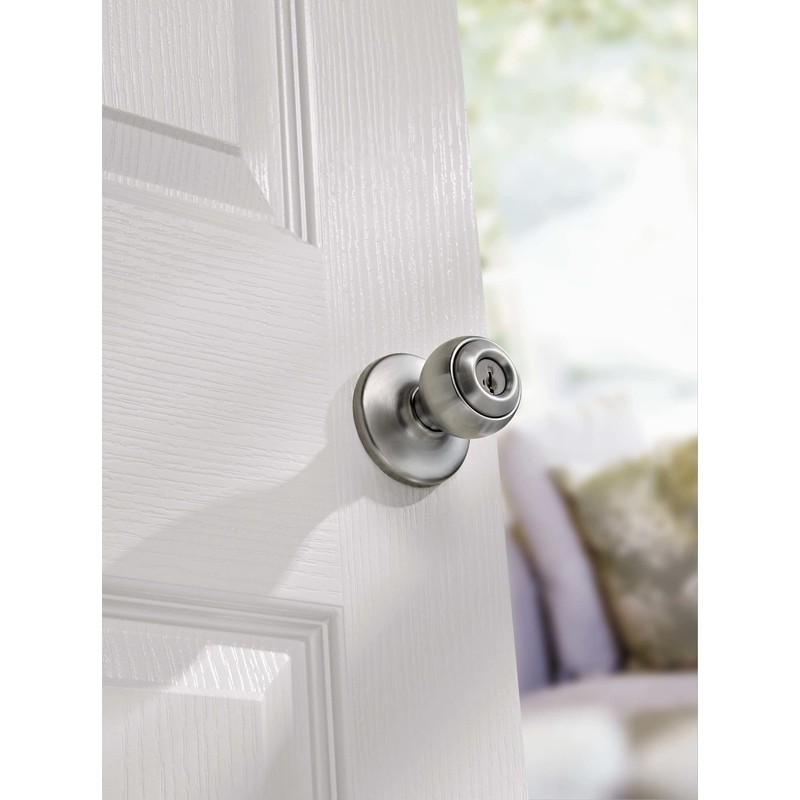 Kwikset 450P Security Series Polo Storeroom Function Keyed Entry Door