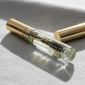 Sérum para Pestañas Ultramo, Hipoalergénico, Fórmula Fortalecedora, Crecimiento y Volumen, 8 mL, Aplicador Incluido, resultados en 28 días.