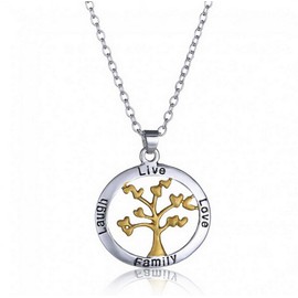 Colgante con Forma de corazón en Forma de árbol de la Vida de Chandria en un Collar de Plata – Venta de Verano