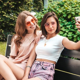 MJartoria BFF Necklace for 2-Valentines Heart Matching Necklace Best Friends Pendant Friendship Necklace Set of 2 Birthday Gifts (Rose Gold, Weirdo 1 Weirdo 2)