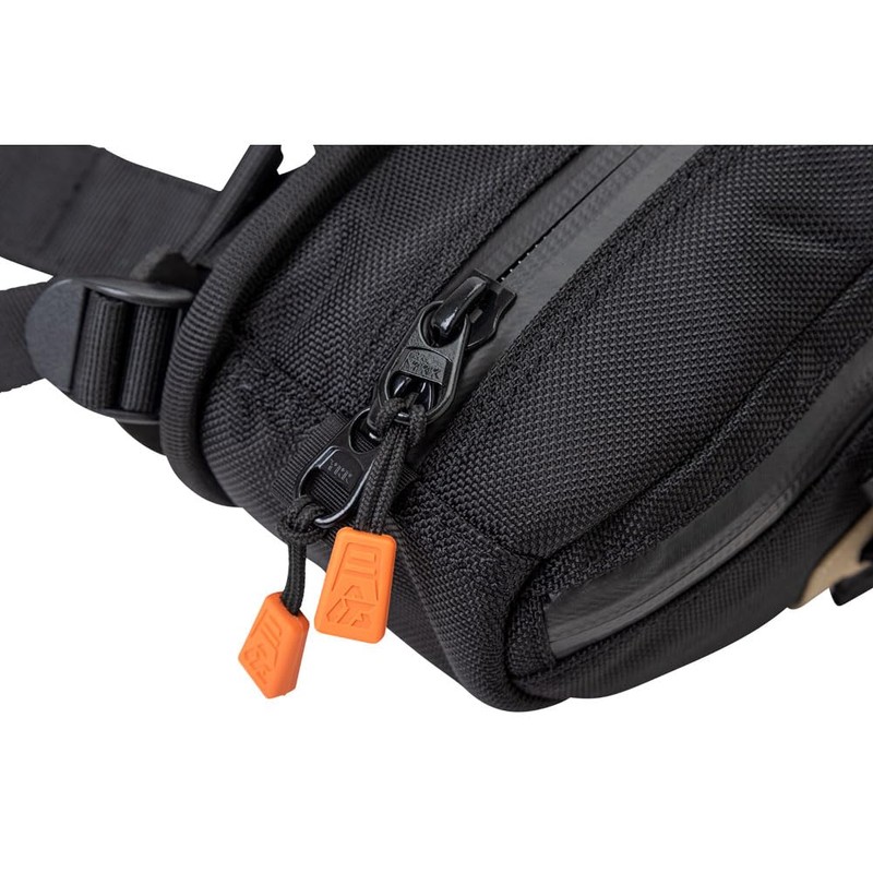 TUSK Traverse Pannier Bags Base System w/X-Small Dry Duffel Tail