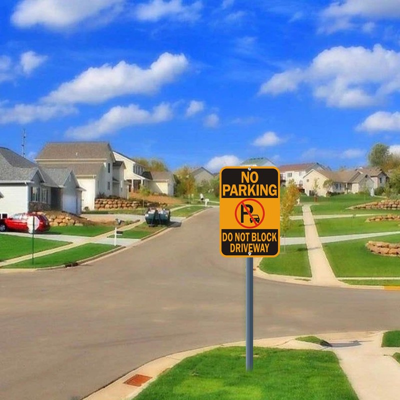No Parking Sign, Do Not Block Driveway Sign. Yellow and
