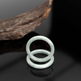 NAHARO Natural Ring for Women,Good Luck Jewelry Natural Green Ring for Women with Gift Box (Natural, 5)