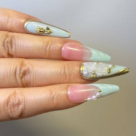 Long Stiletto Press on Nails French Tip Green Almond False Nails with Gold 3D Flower Designs Full Cover Glue on Nails 30 Pcs Gel Nail Strips Reusable Artificial Stick on Nails for Women Girls
