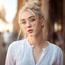 Kursan Classic Round Clear Lens Glasses for Women Men Circle Metal Frame Non-Prescription Eyeglasses (Gold+Black)