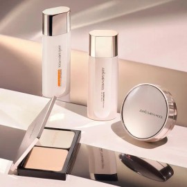 Jeongsaemmul JUNGSAEMMOOL Master Class Line Sun Base 05. Radiant Cushion (refill included) / N2 Vanilla / 정샘물 마스터클래스 라인 선 베이스 05. 래디언트 쿠션 (리필포함) / N2 바닐라