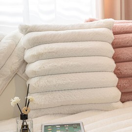 vctops 3D Striped Faux Fur Decorative Throw Pillow Covers Set of 2 Thick Warm Shaggy Cozy Soft Cushion Cover Fuzzy Plush Furry Square Pillow Covers (Cream,18"x18")