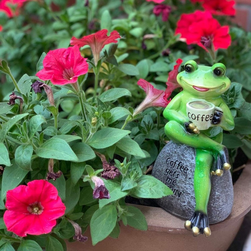OwMell Frog Statue for Garden, Drinking Coffee Green Frog Figurine