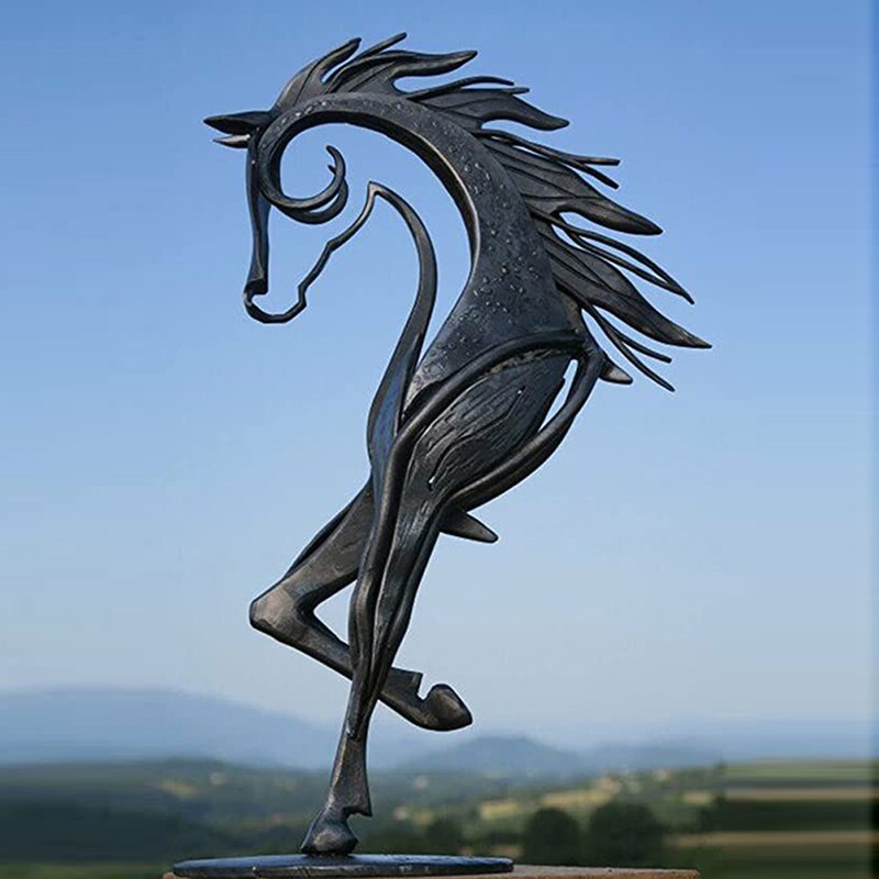 Rustic Horse Sculpture Modern Statue Metal Art Waterproof Horse Statue