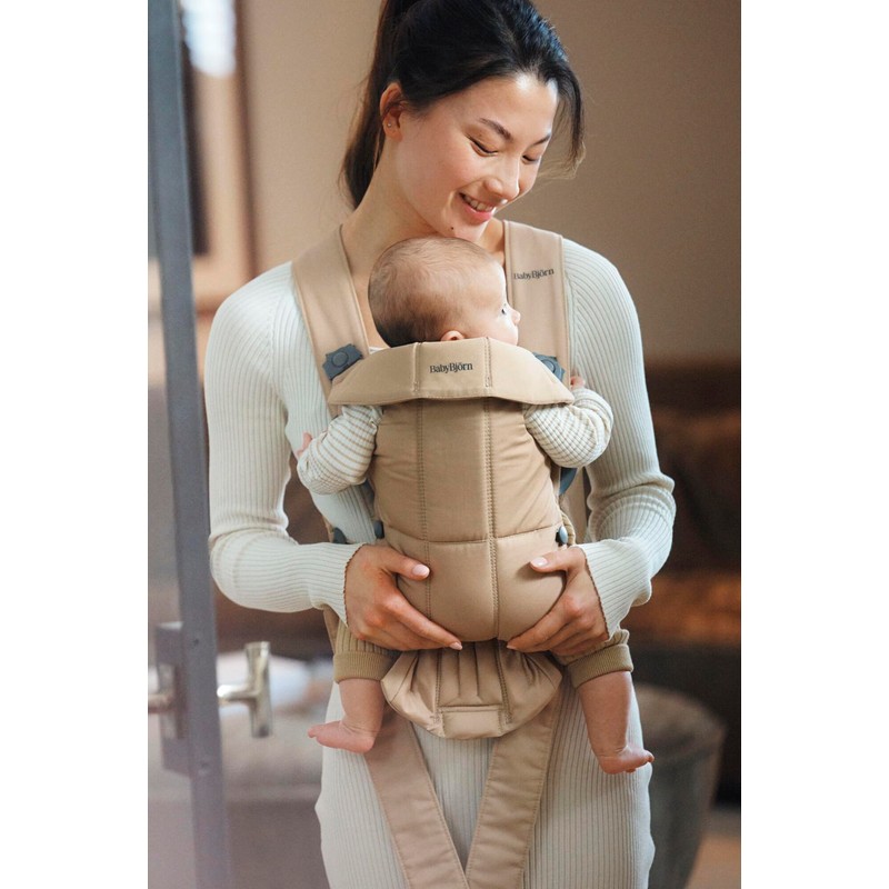 BabyBjörn Baby Carrier Mini, Beige, Woven | Newborn Carrier (7-25