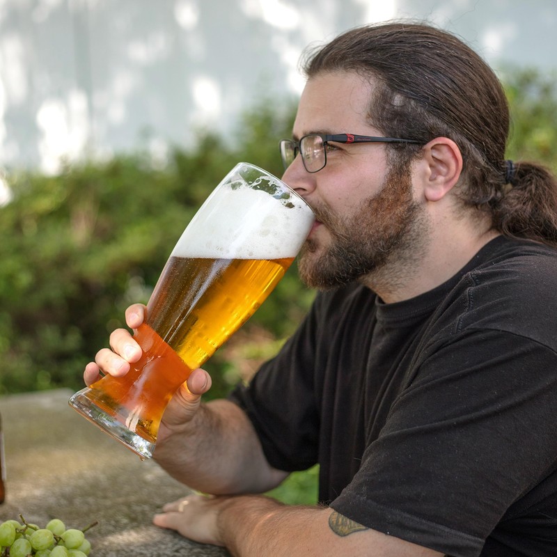 Oversized Extra Large Giant Beer Glass - 53oz - Holds