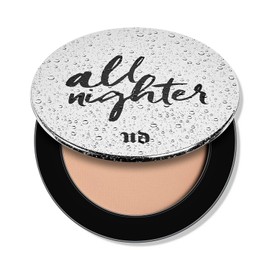 Urban Decay All Nighter - Polvo Compacto para Sellar el Maquillaje, A Prueba de Agua Acabado Mate, Translúcido, Difumina los poros, Matifica y Suaviza la Piel 7.5 gr