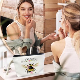 Bee Gifts Makeup Bag - Bee Themed Gifts for Lovers Girls Mom Women, Dorm Room Essentials, Cosmetic Travel Bags for Women, Canvas Zipper Makeup Bag, Honey Gifts