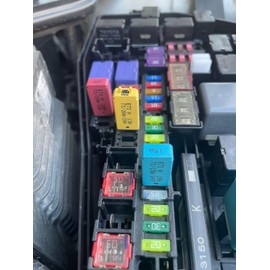 Gloaso Auto Resettable Fuse Circuit Breaker 12V Dc Mini Blade Circuit Breaker Fuses ATM Type 1 Fuse Breakers for Car Marine Boat Solar Rv (5A 10A 15A 20A 25A 30A Mixed, 6 Pack)