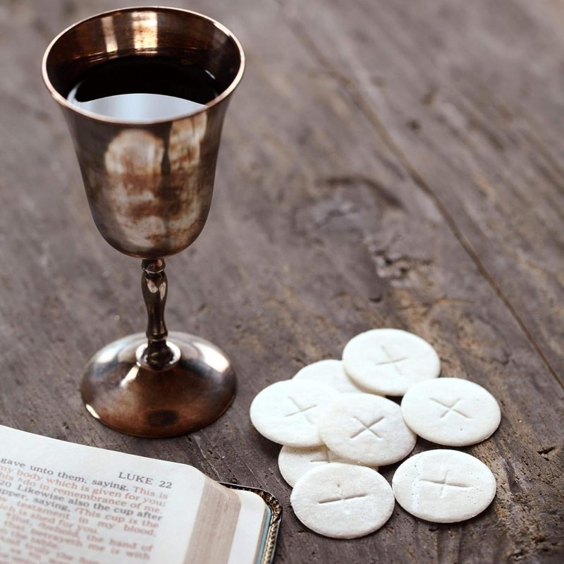 Altar Bread 1 1/8" White Cross Design 100 Communion Hosts