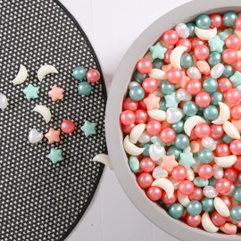 GOGOSO Star Heart Moon Ball Pit Balls, Shaped Play Balls for Ball Pit, 100 200 500 1000 Crush Proof Bpa Free Kids Toddler Baby Pastel Pelotas,Christmas Red-Green, 100